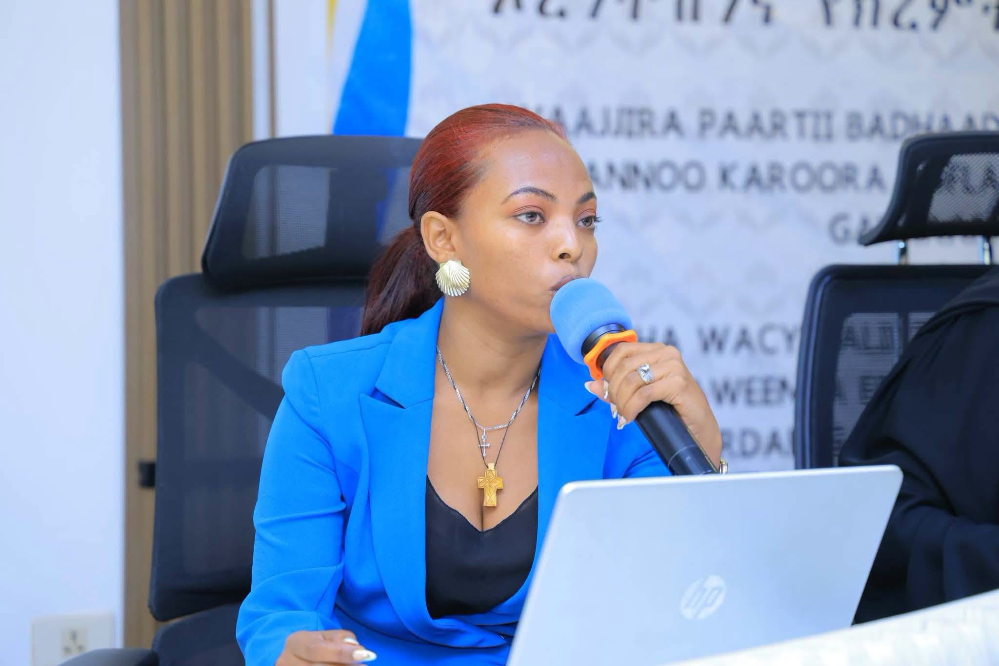 የሴቶችን ፖለቲካዊ፣ ኢኮኖሚያዊና ማህበራዊ ተሳትፎና ተጠቃሚነት ትርጉም ባለው መልኩ ማረጋገጥ አንዳሚገባ ትግልጽ።"